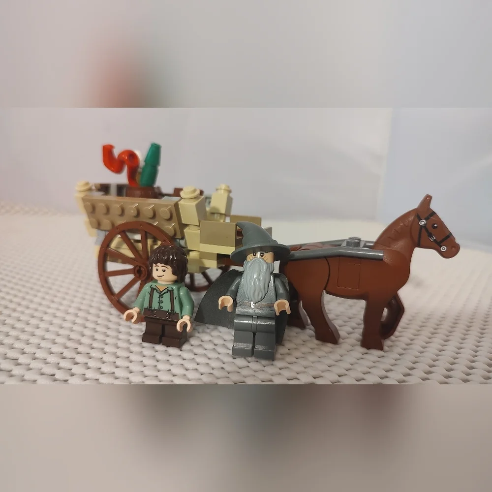 Lego Lord of The Rings 9469 Gandalf Arrives